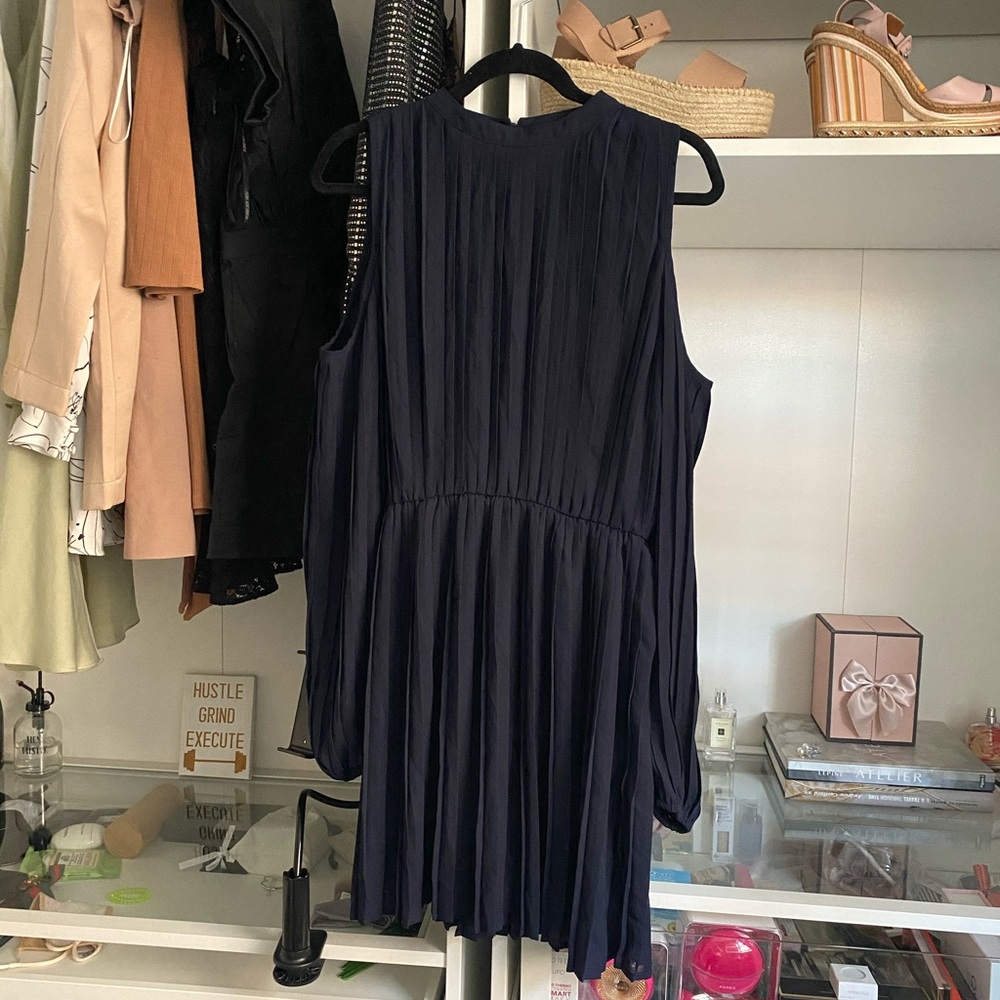 Pleated Cold Shoulder Dress - Picture 3 of 3